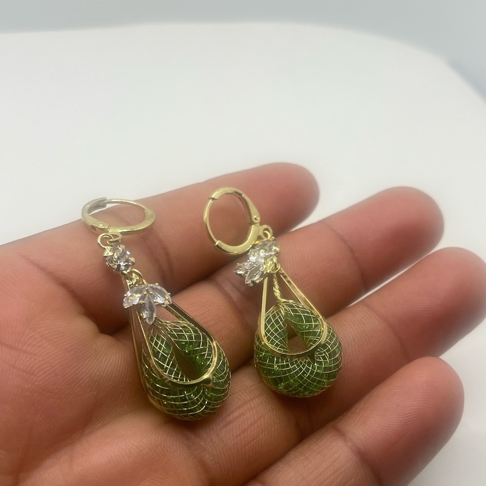 Gold plated earrings for women vintage design
